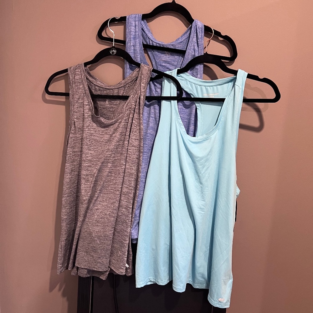 Set of 3 Amazon Essentials Exercise Tanks